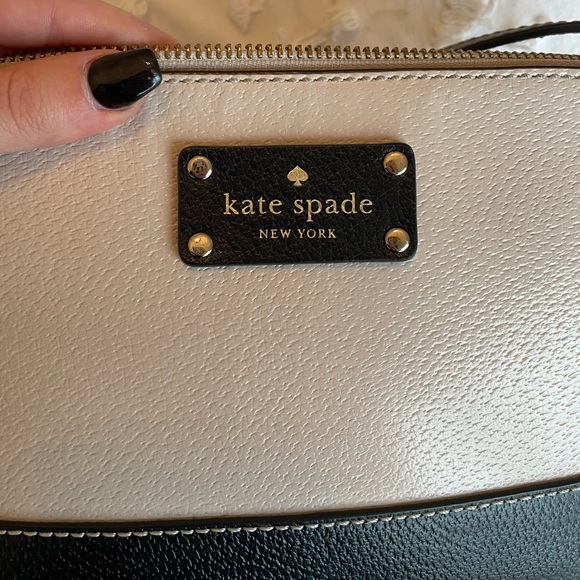 Black white Kate spade purse shoulder bag, leather grove street Millie - Picture 5 of 10